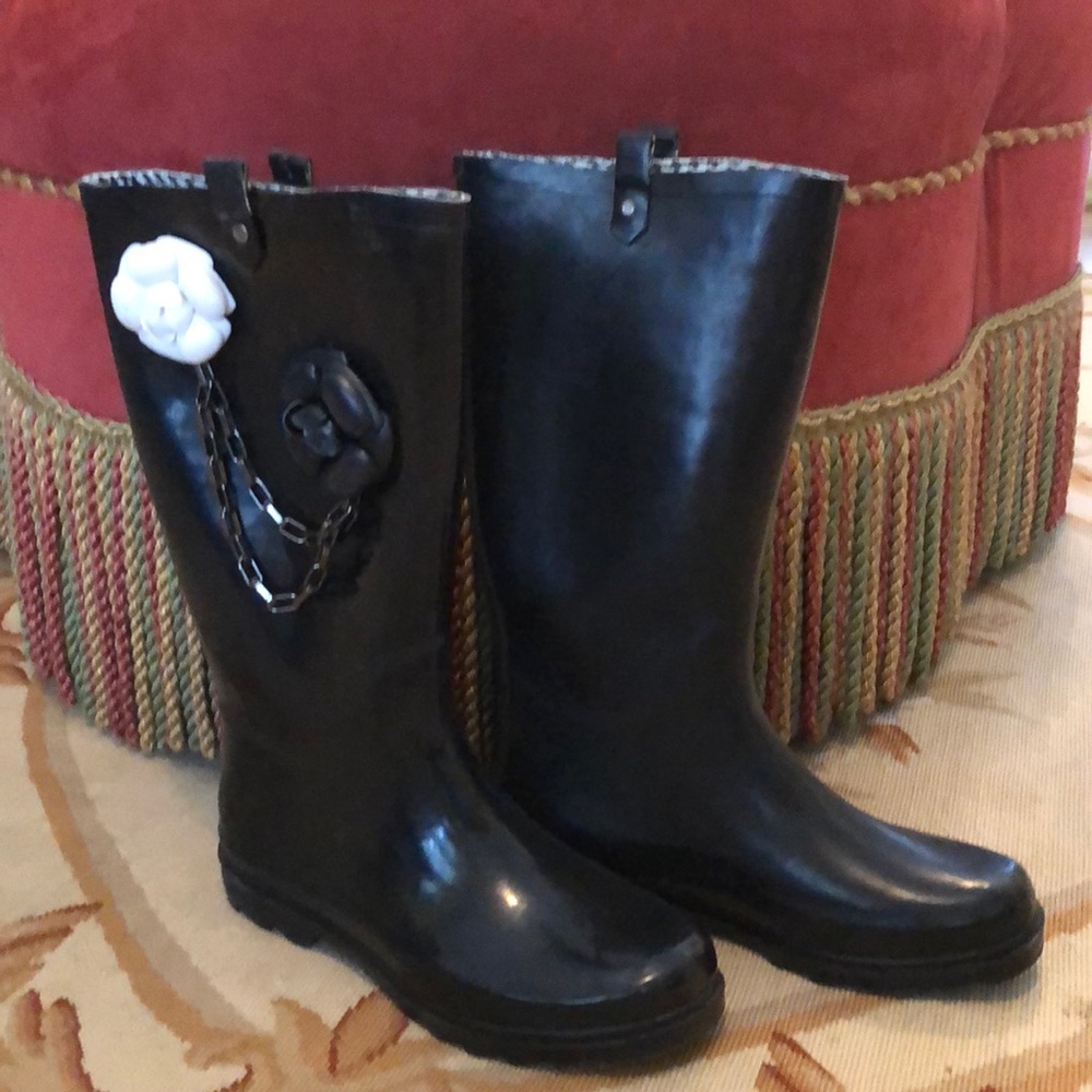 Dirty Laundry Rain Boots NEW size 8
